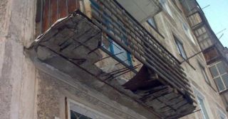 Демонтаж балкона Глазов, цена от 2904 руб.