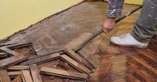 Демонтаж пола в квартире в Глазове - Стоимость от 510 рублей | Сварной-Глз